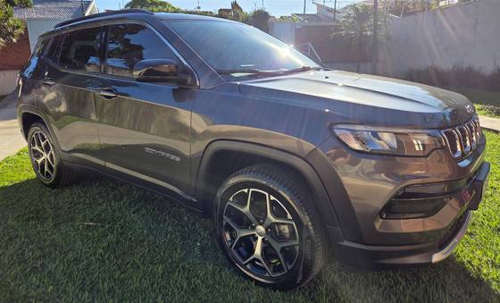 JEEP COMPASS 1.3 T270 TURBO FLEX LONGITUDE AT6 JEEP COMPASS 1.3 T270 TURBO FLEX LONGITUDE AT6